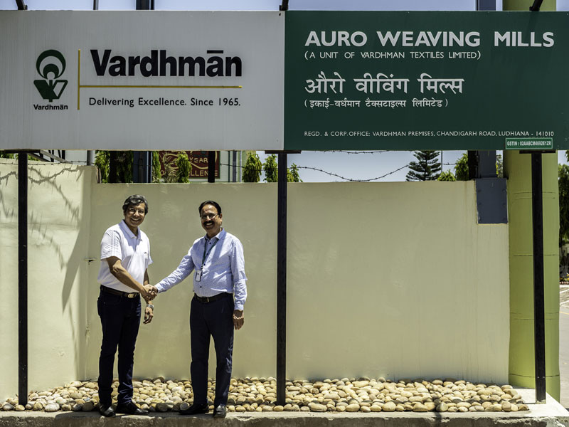 Jaydeep Dasgupta, MD Regent Machine & Servicing, and Mukesh Saxena, Chief General Manager Fabric Operations at Vardhman Group