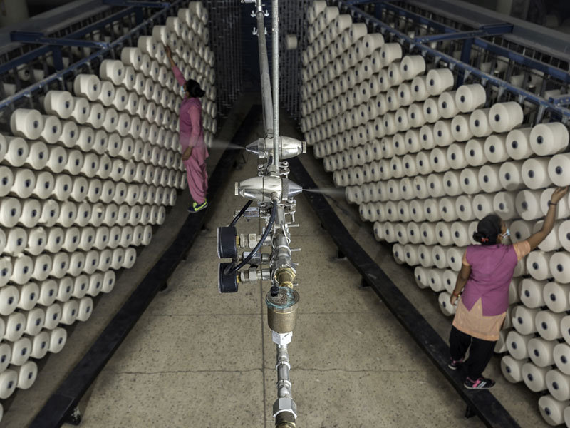 JetSpray humidifier at Auro Weaving Mills, India